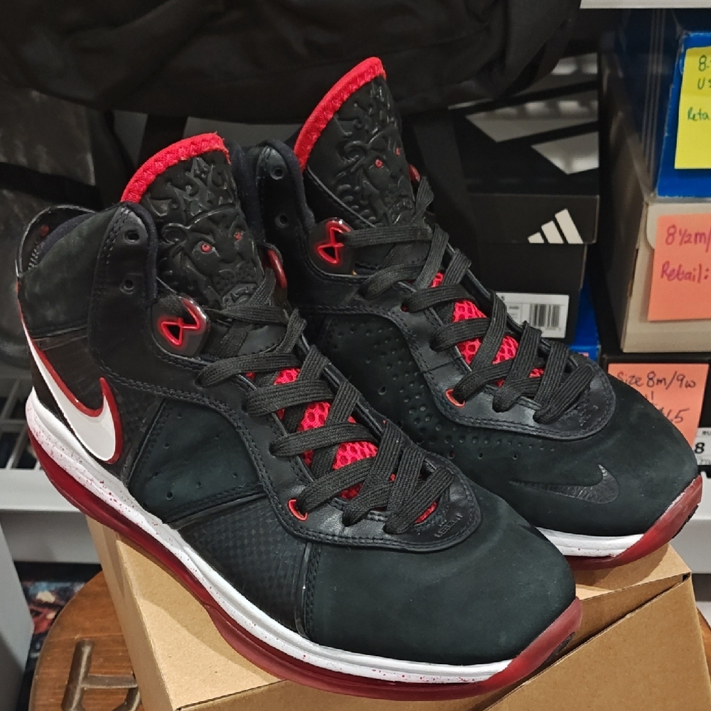 Nike LeBron 8 'Black/White/Red'